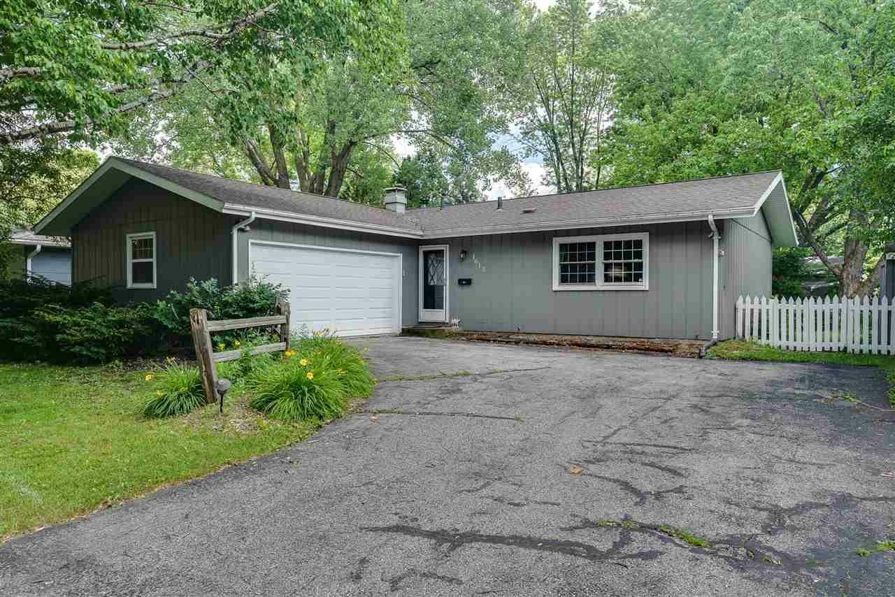 Property Photo:  1613 Lynndale Rd  WI 53711 