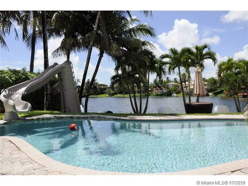 Property Photo:  11310 NW 64th Ter  FL 33178 