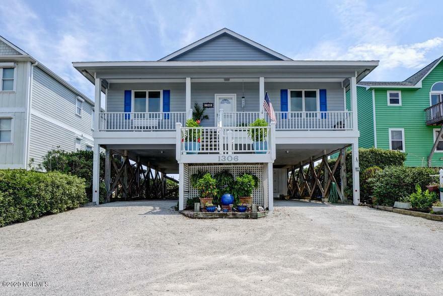 Property Photo:  1306 S Shore Drive  NC 28445 