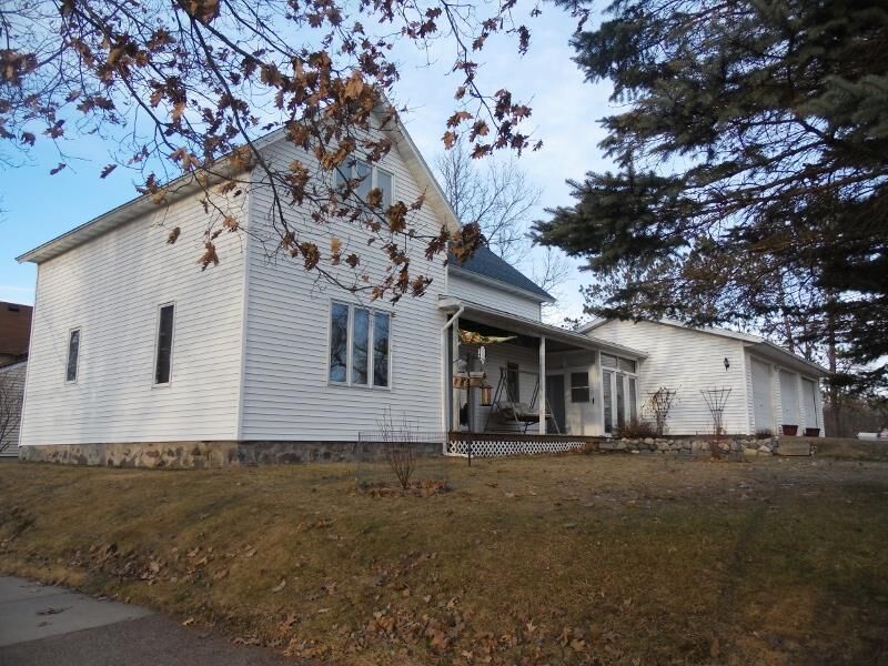 Property Photo:  206 W 6th Street  WI 54452 