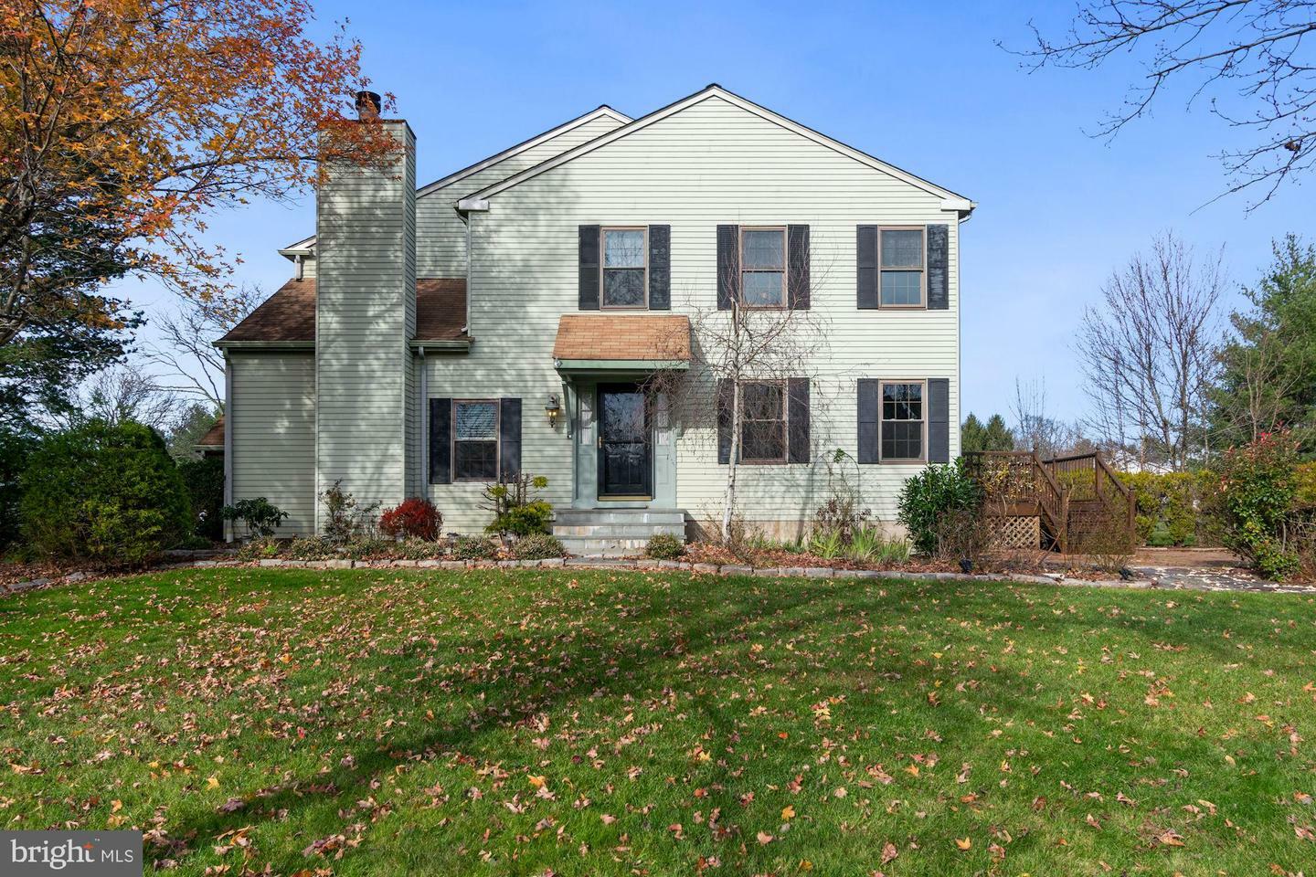 Property Photo:  342 Parkview Way  PA 18940 