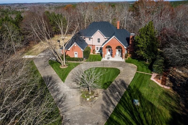 Property Photo: 136 Roy Dean Road GA 30113