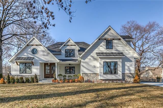 Property Photo: 2540 W 90th Street KS 66206