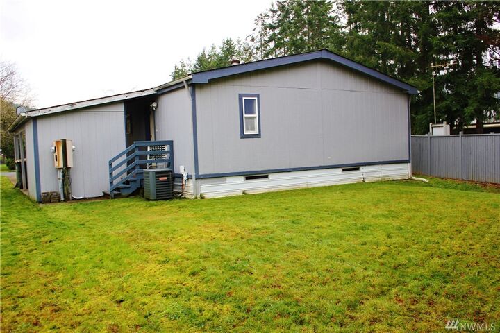 Property Photo: 1205 Marion St 1 WA 98531