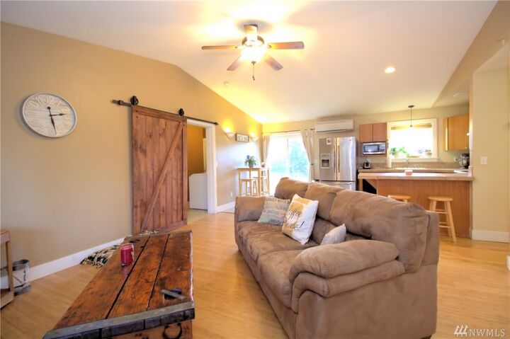 Property Photo: 853 E Island Lake Dr WA 98584
