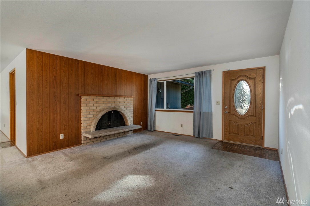 Property Photo: 27630 Military Rd S WA 98001