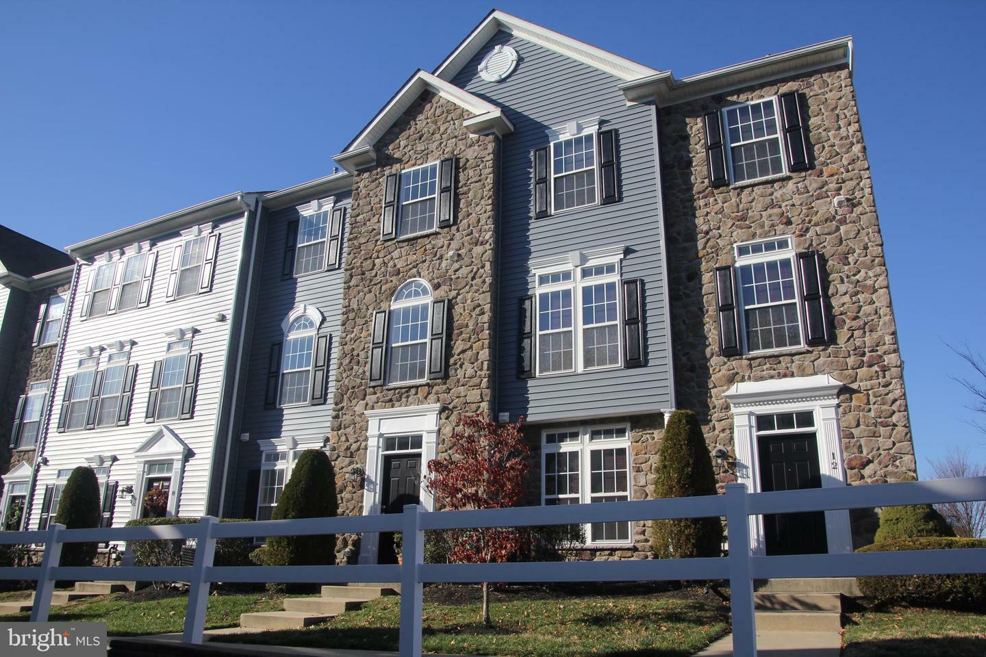Property Photo: 10 Fawn Court NJ 08075