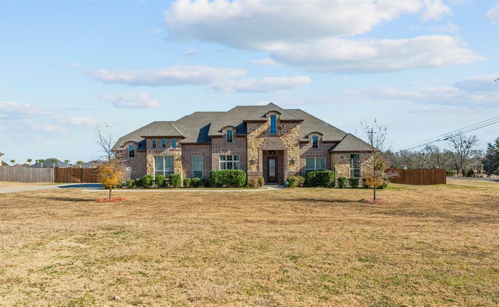 Property Photo:  3320 Joe Wilson Road  TX 76065 