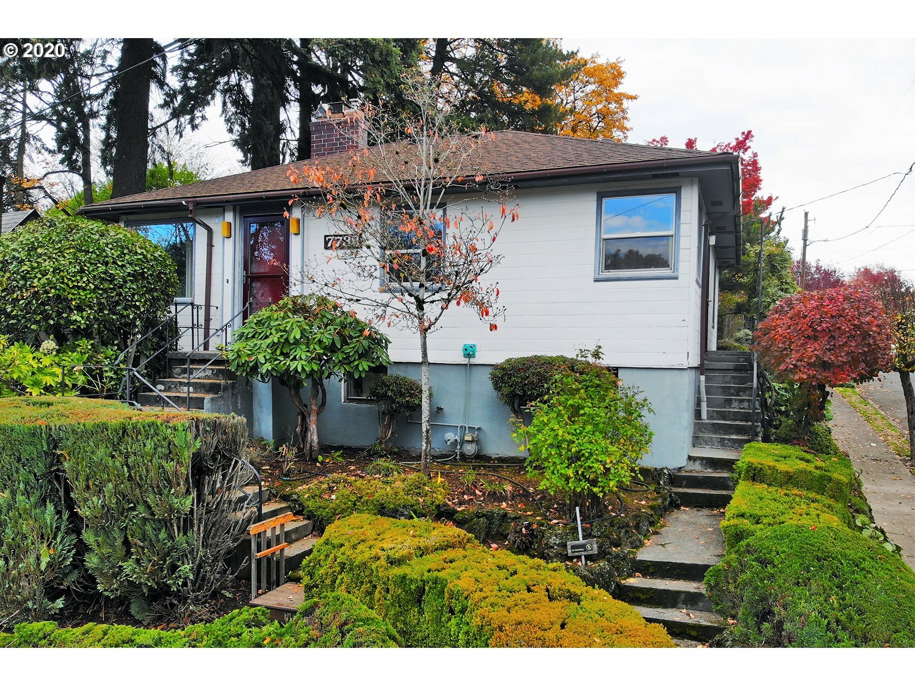 Property Photo: 7738 SW 11th Ave OR 97219