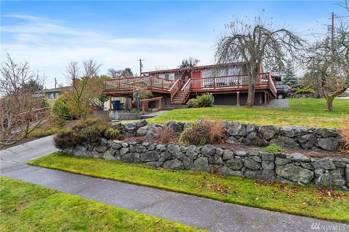 3419 W 2nd  Anacortes WA 98221 photo