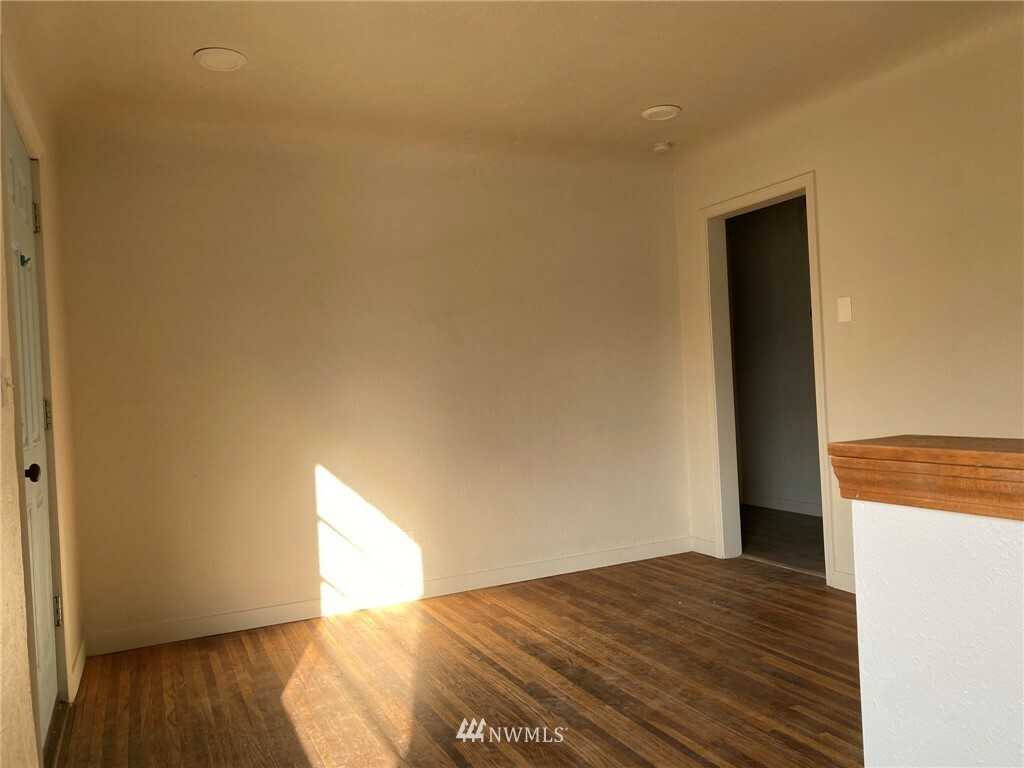 Property Photo:  210 White  WA 99362 