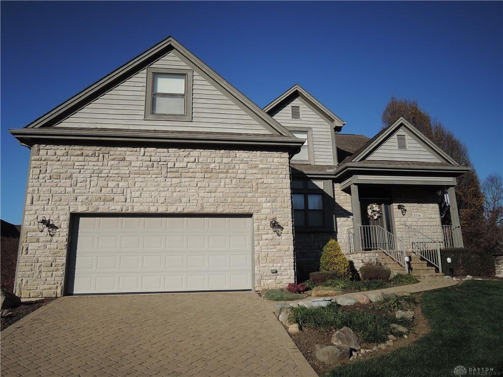 Property Photo: 2726 Greenridge Circle OH 45431