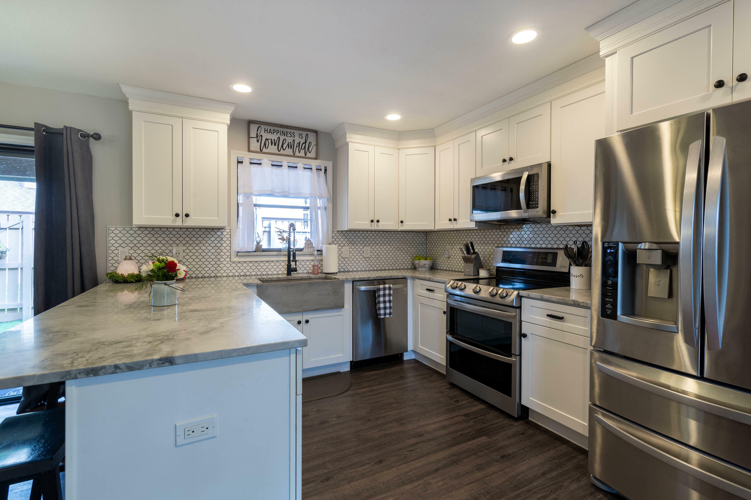 Property Photo: 136 Sherwood Circle 17B FL 33458