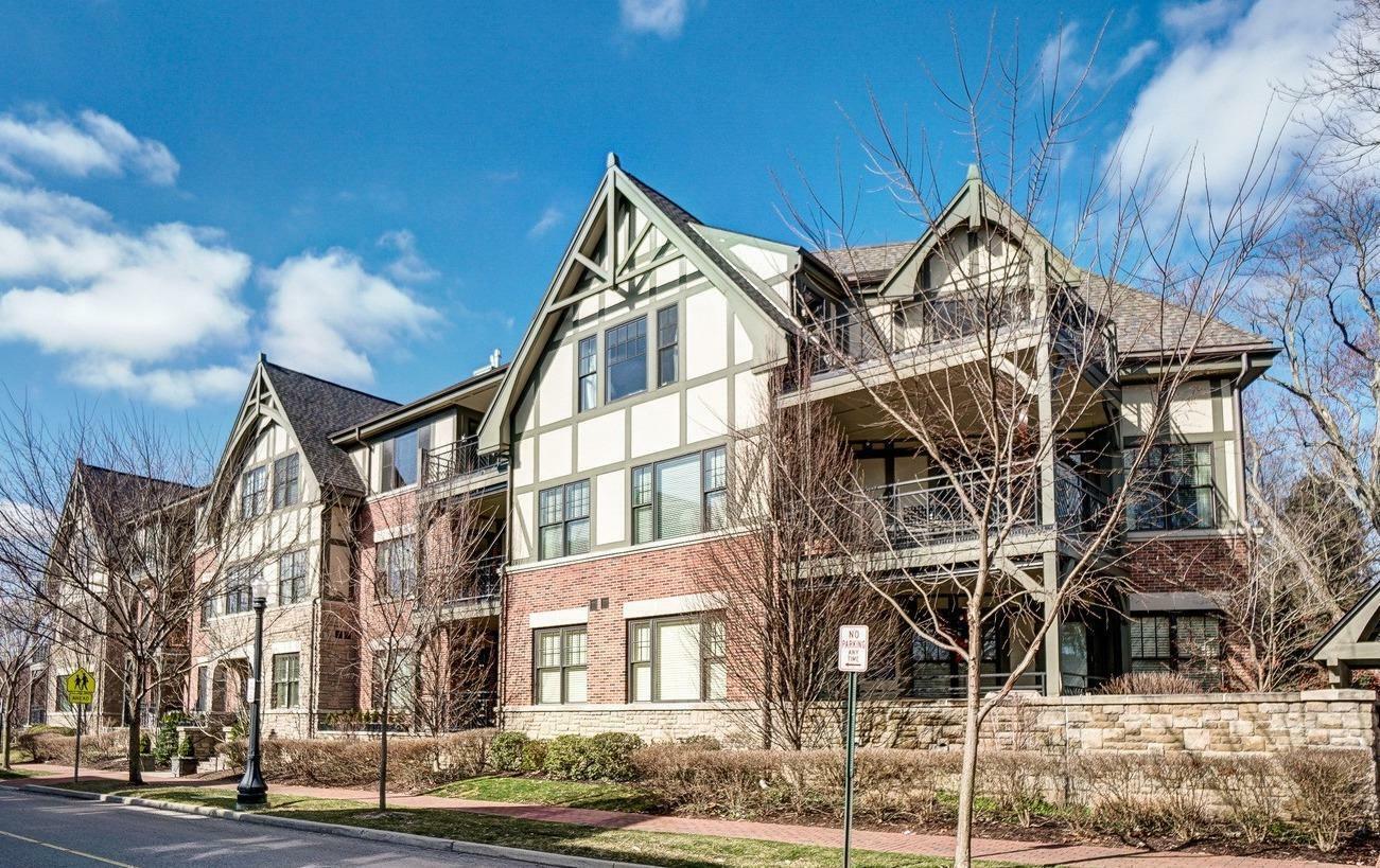 Property Photo:  3901 West St 305  OH 45227 