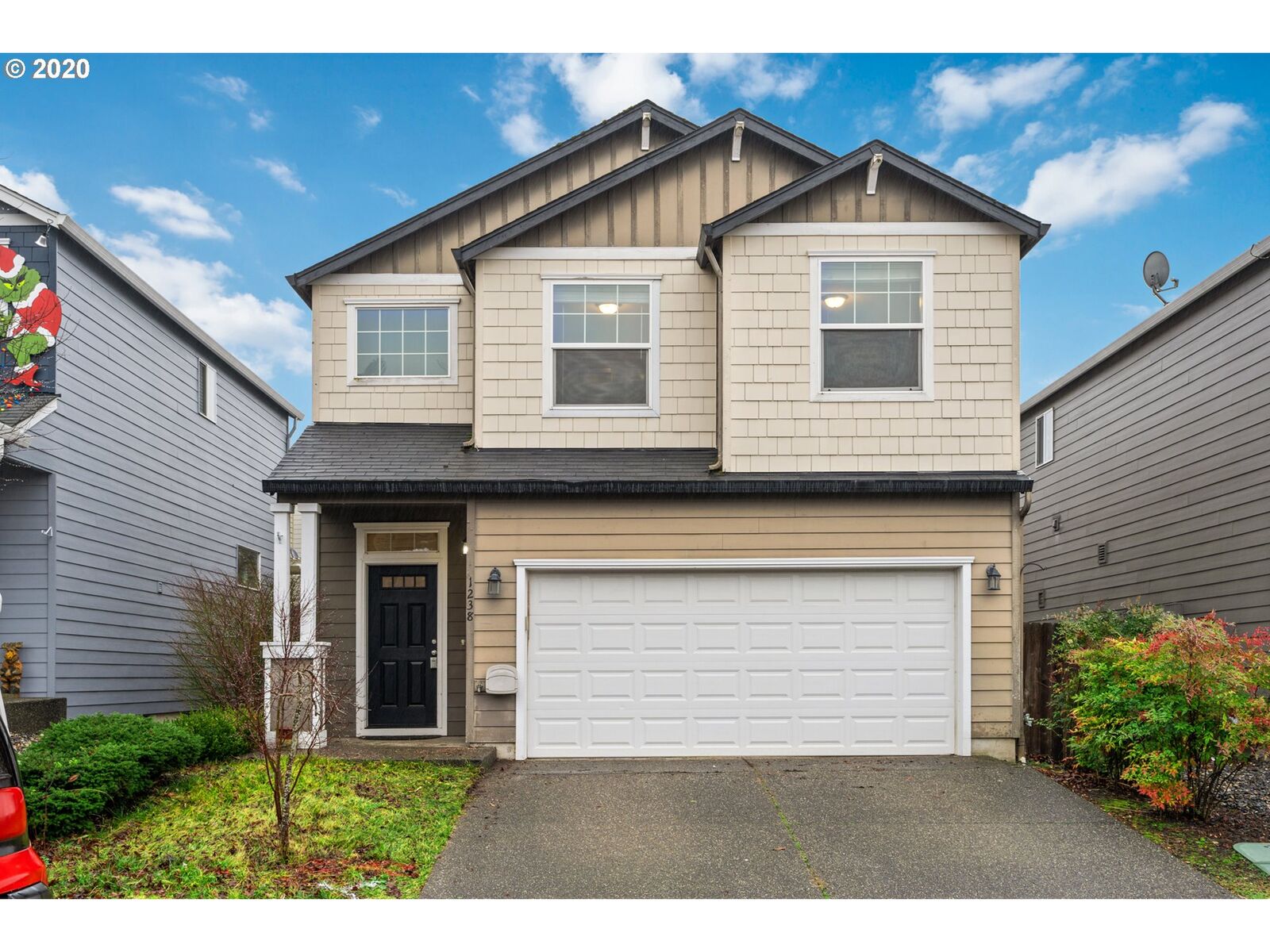 Property Photo:  1238 54th St  WA 98671 