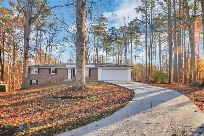 Property Photo:  3540 Vicky Circle NW  GA 30144 