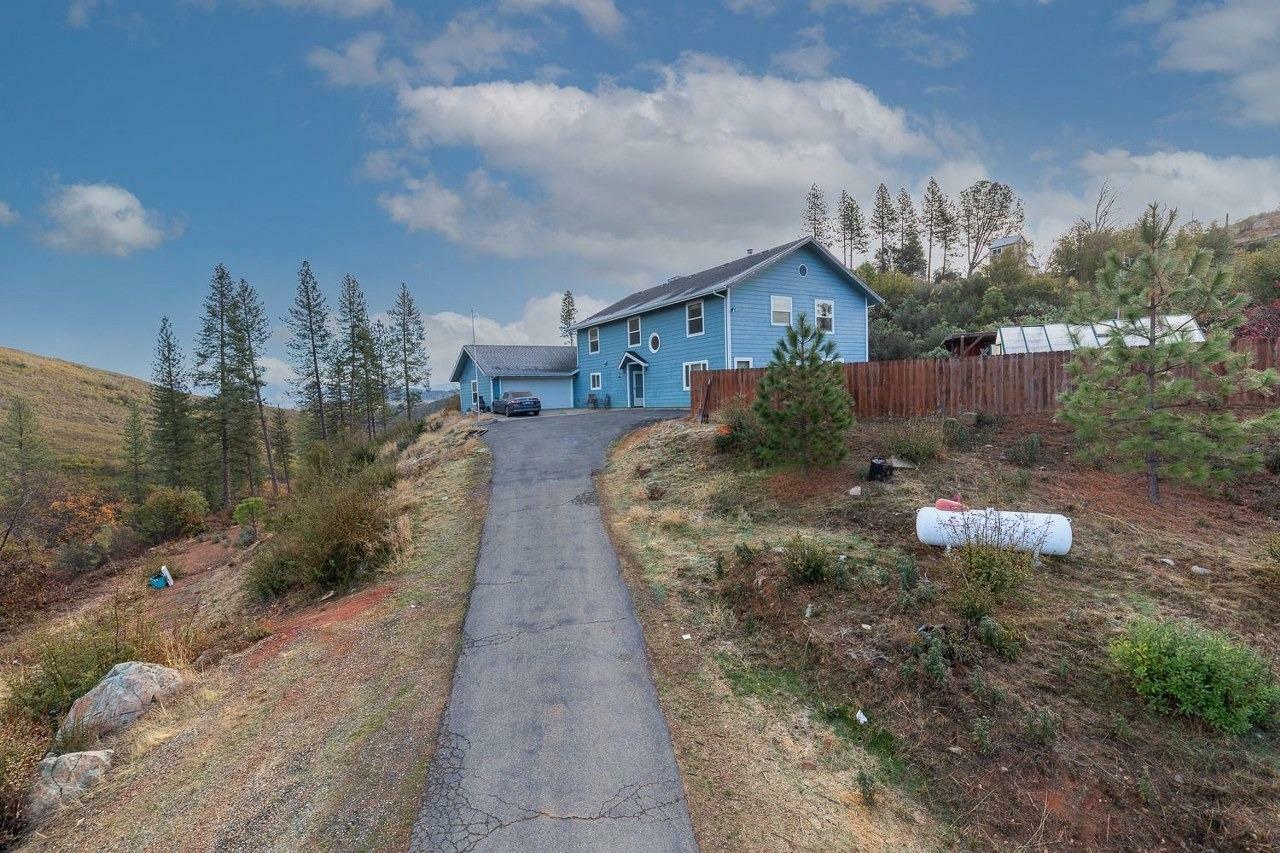 Property Photo:  5882 W Whitlock Road  CA 95338 