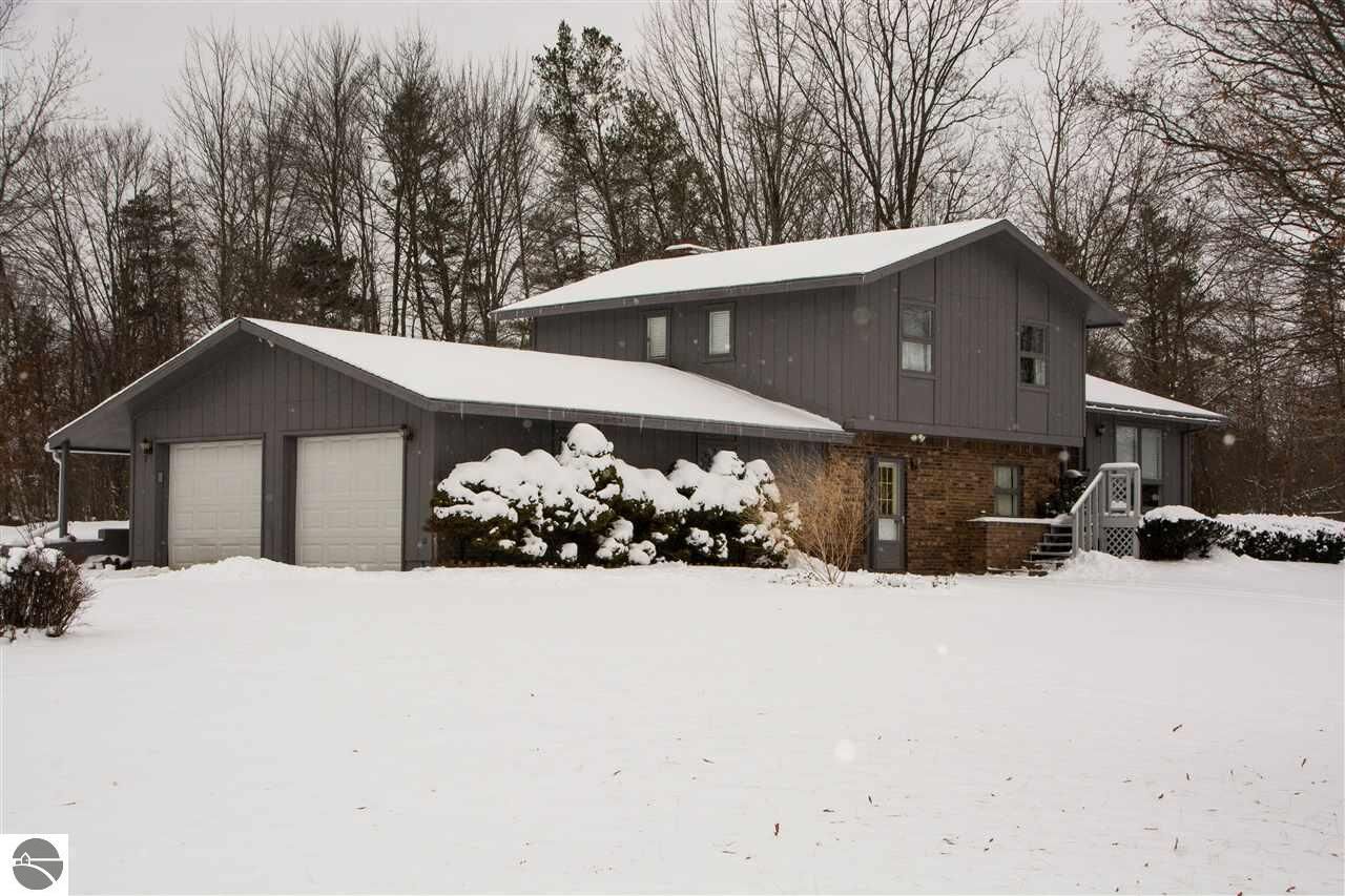 Property Photo: 1725 Dean Drive, NW MI 49646
