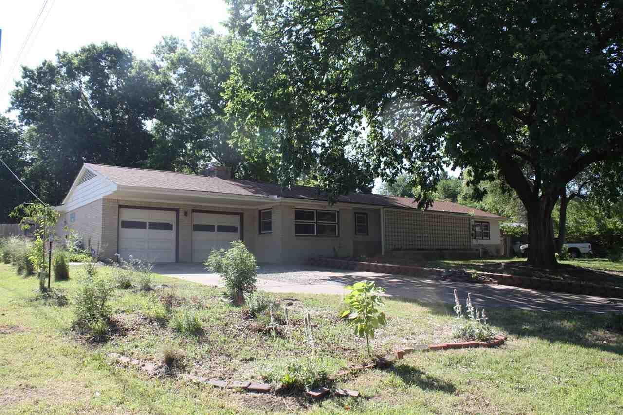 Property Photo: 1934 S Clifton Ave KS 67218