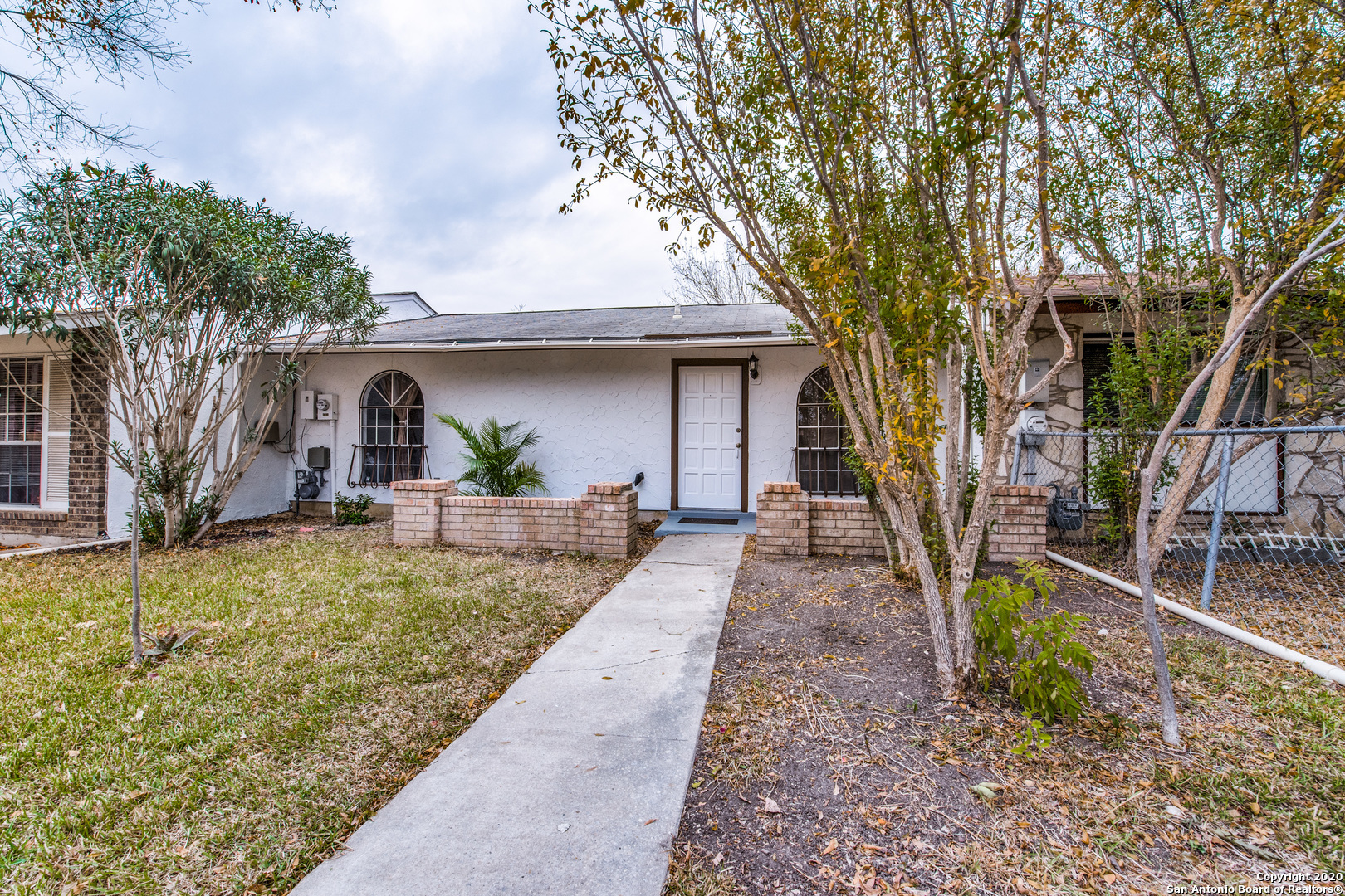 Property Photo: 6601 Spring Lark St TX 78249