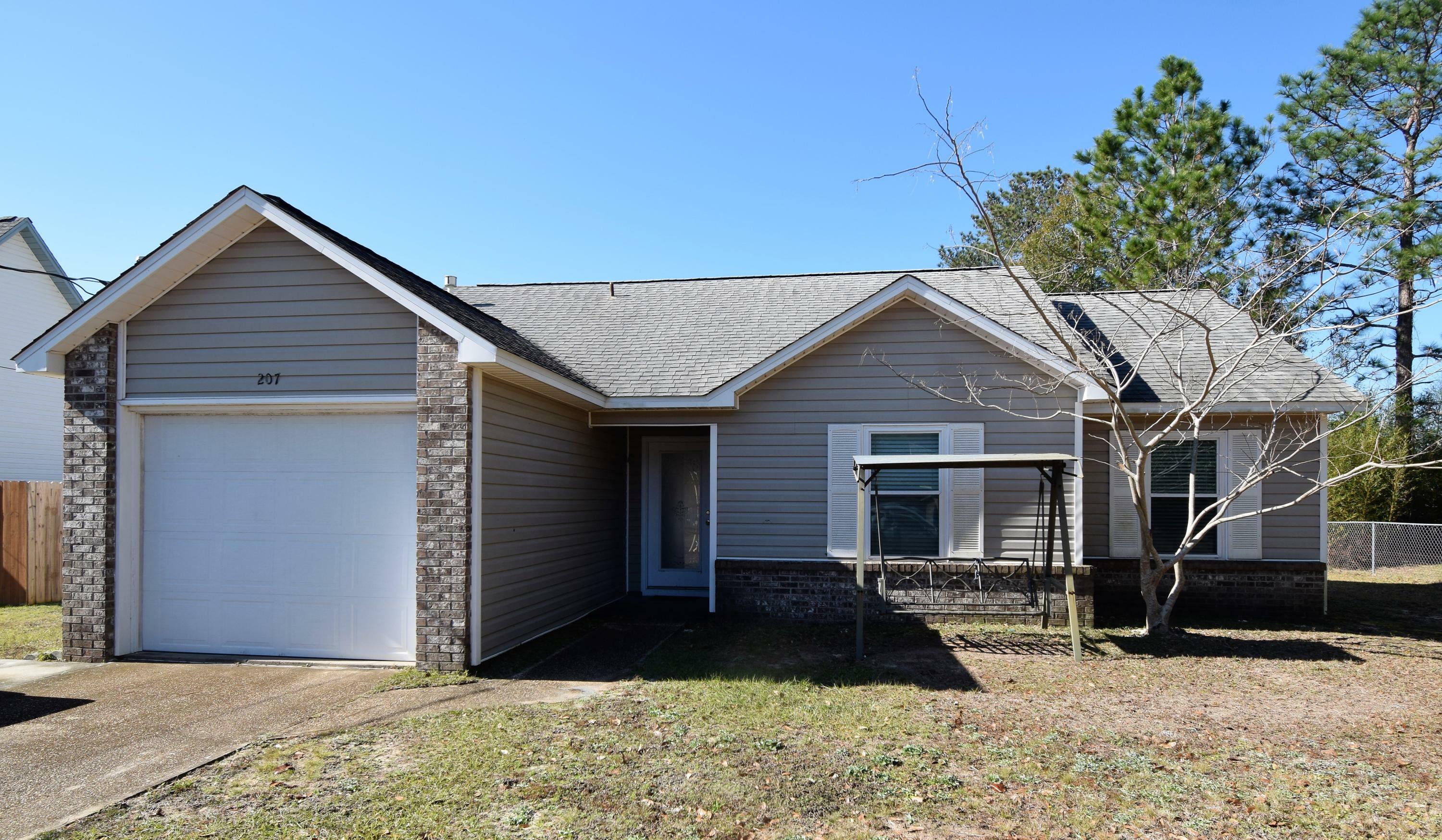 Property Photo:  207 Water Oak Lane  FL 32539 