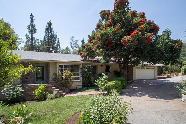 Property Photo:  4931 Alta Canyada Road  CA 91011 