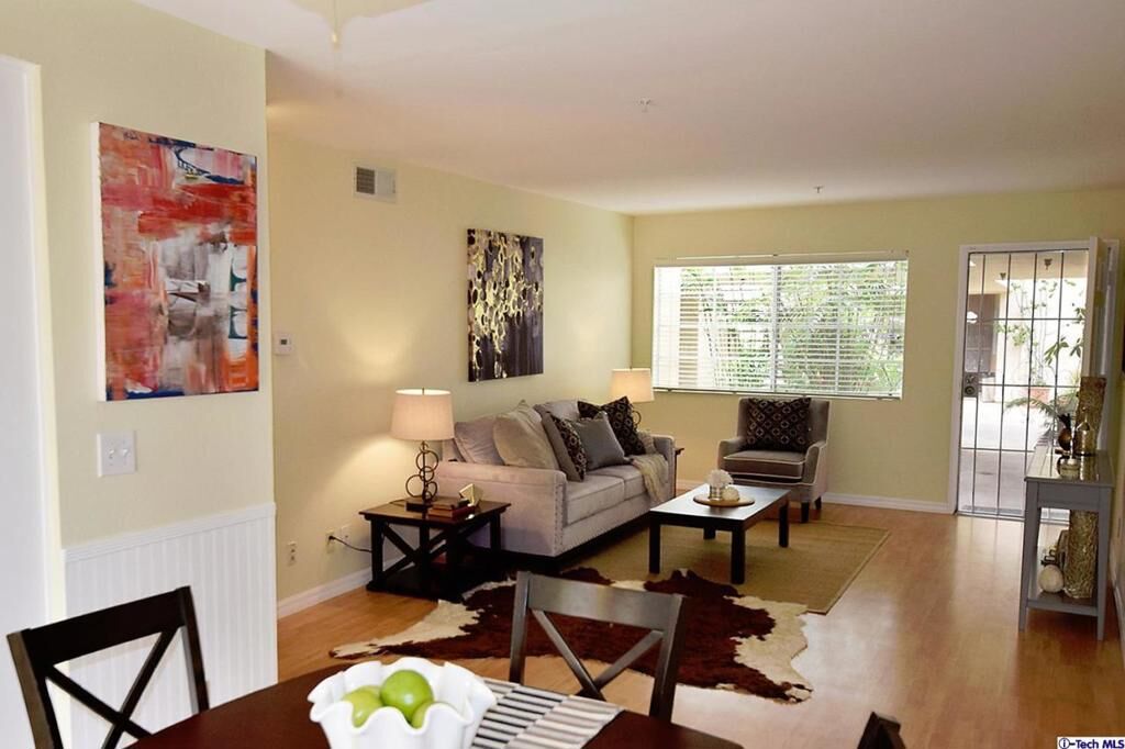 Property Photo: 449 N Catalina Avenue 104 CA 91106
