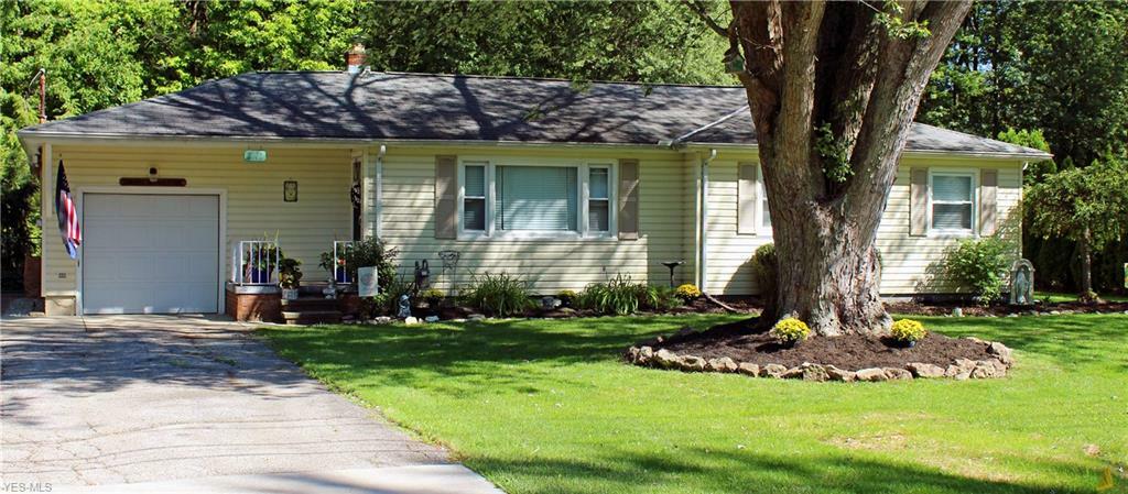 Property Photo: 2701 Elizabeth Street OH 44011