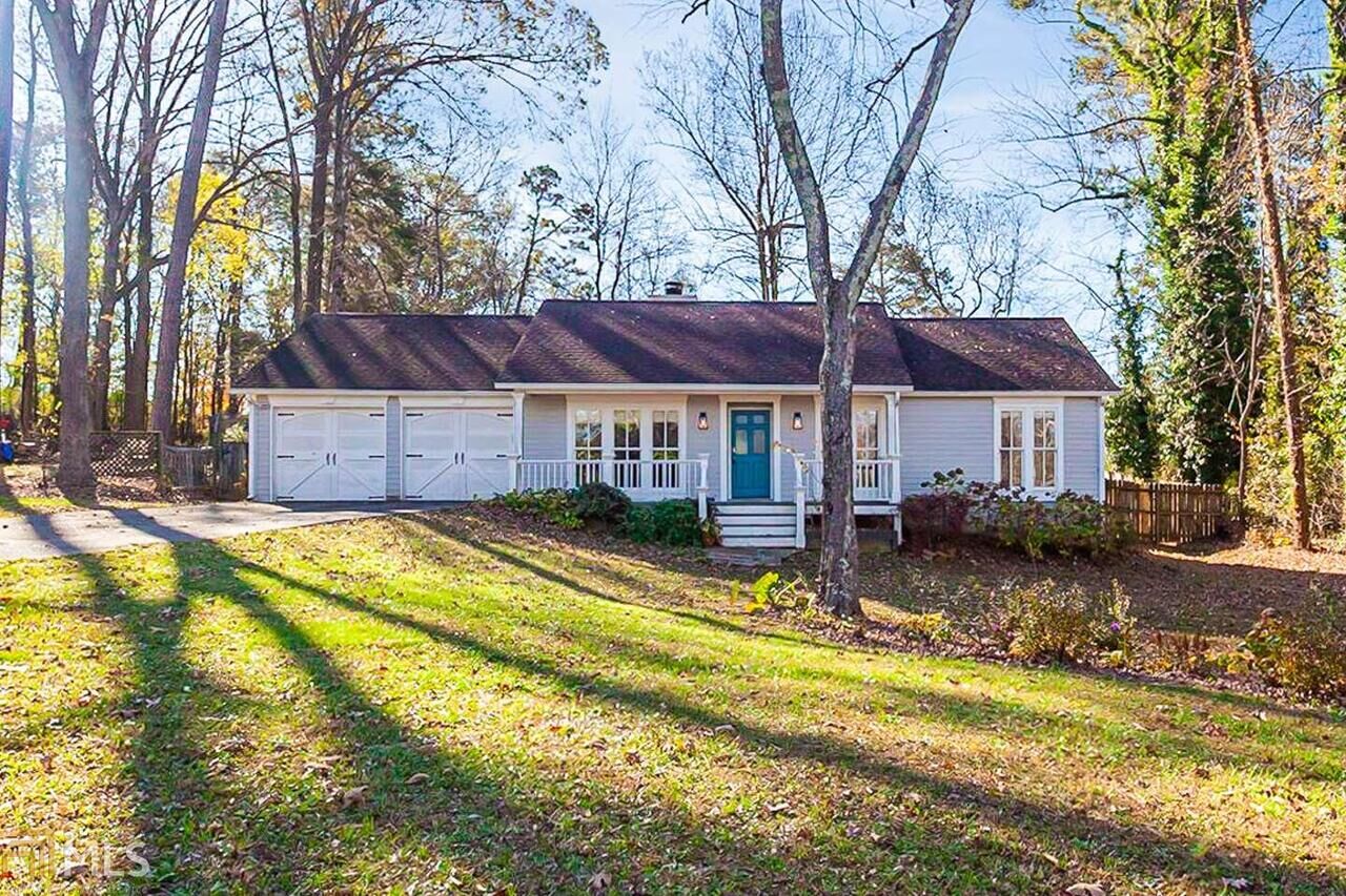 Property Photo: 119 Sunnybrook Lane GA 30188