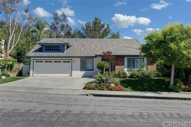 Property Photo:  27102 Colebrook Place  CA 91354 