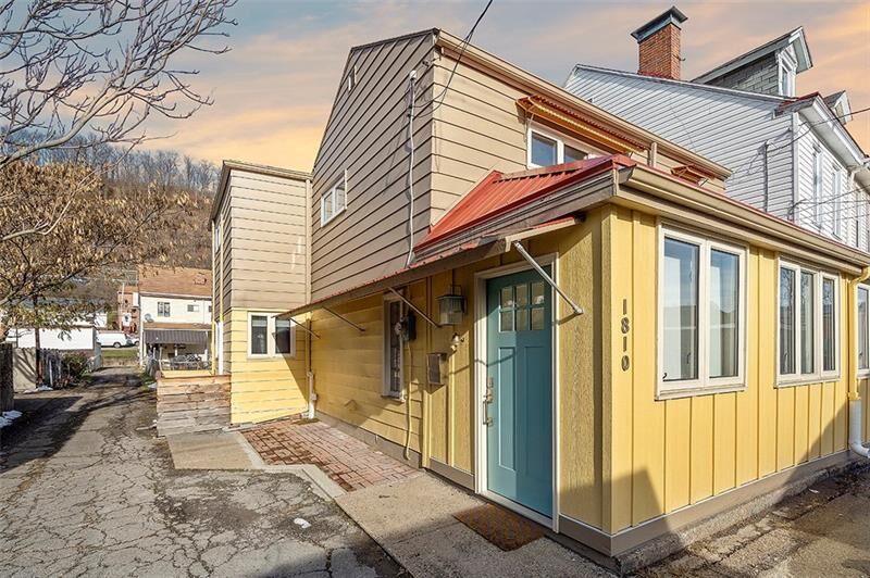 Property Photo: 1810 Cecil Street PA 15215