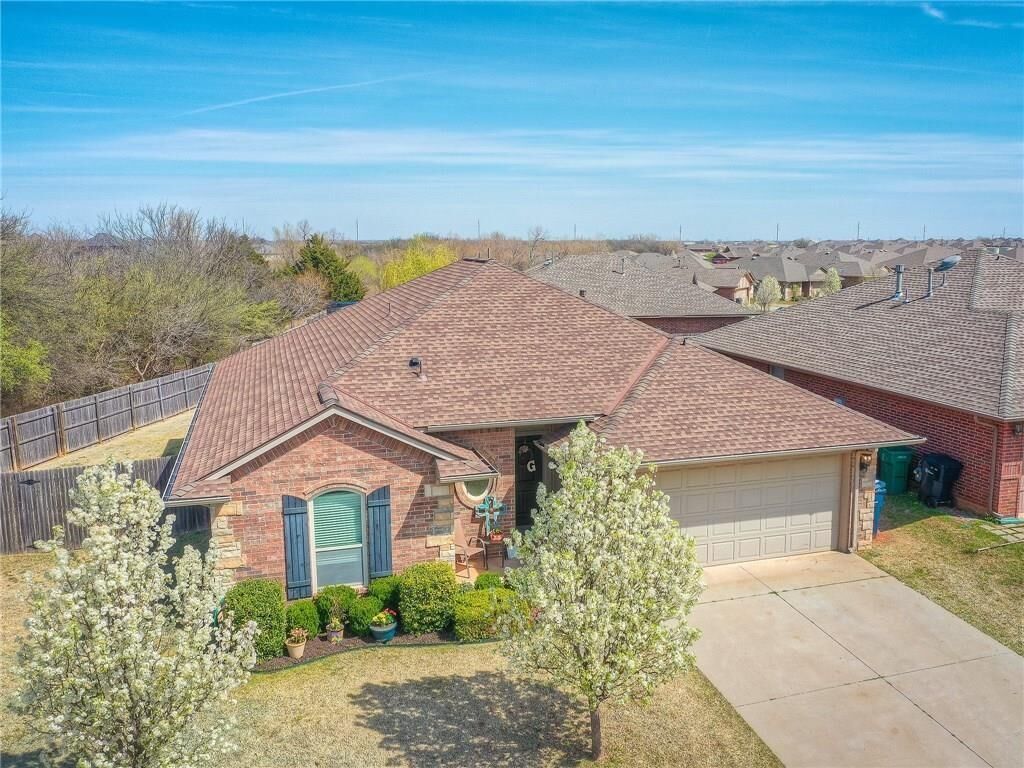 Property Photo:  6905 NW 157th Street  OK 73013 