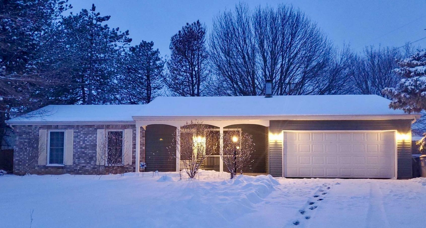 Property Photo:  6908 W Green Brook Ct  WI 53223 