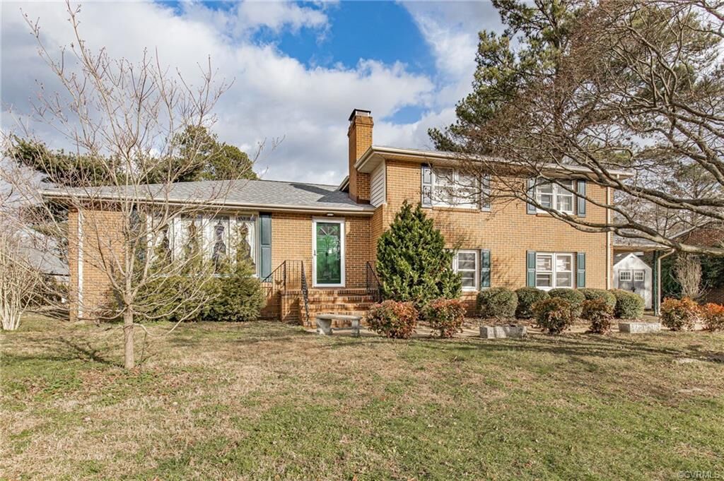 Property Photo: 105 Winston Avenue VA 23834
