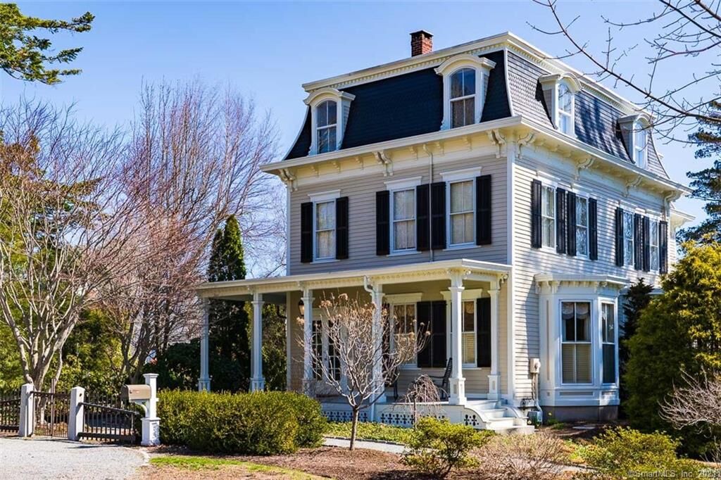 Property Photo:  3 Prospect Street  CT 06355 