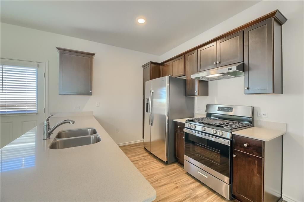 Property Photo:  7507 Ivy Trellis Trail  TX 78617 