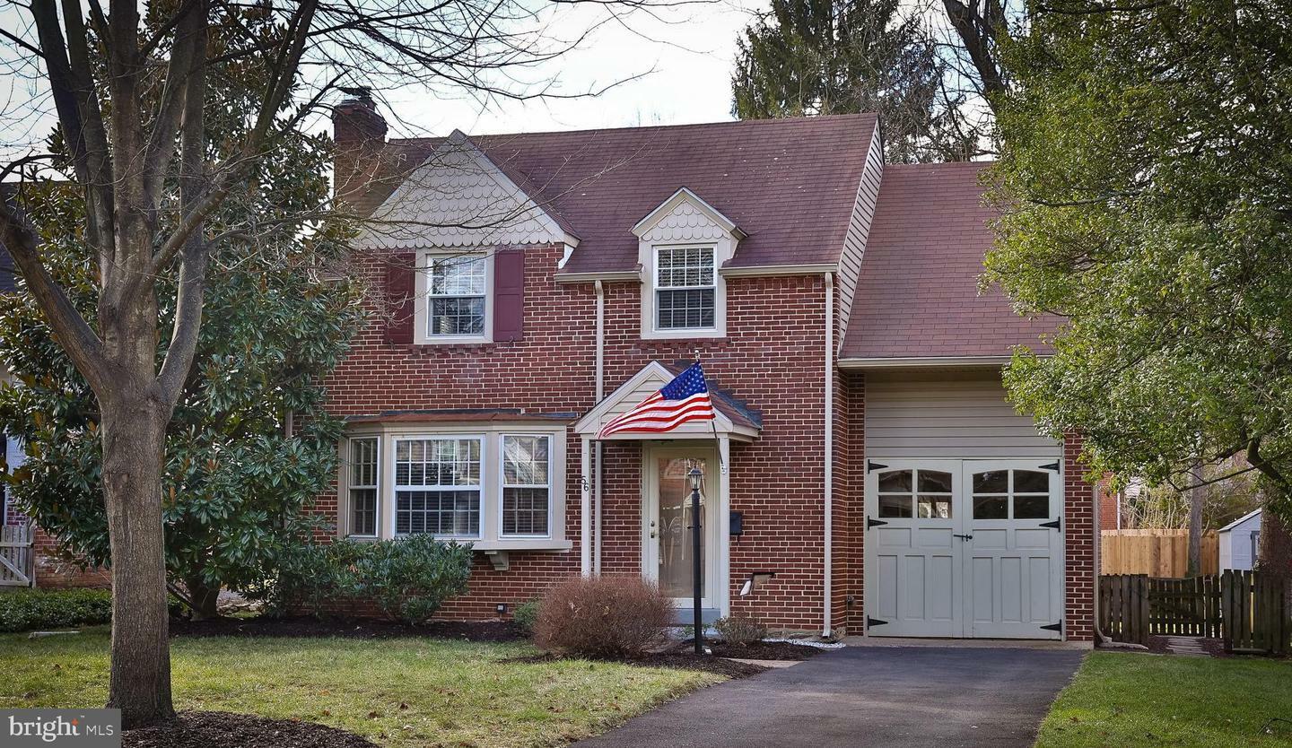 Property Photo: 56 Chelfield Road PA 19038