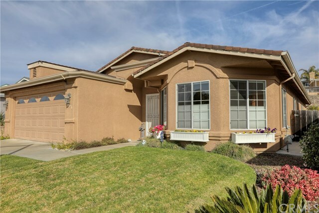 Property Photo:  281 Irish Way  CA 93449 