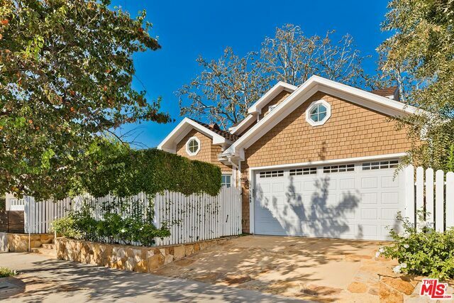 Property Photo: 11355 Homedale St CA 90049