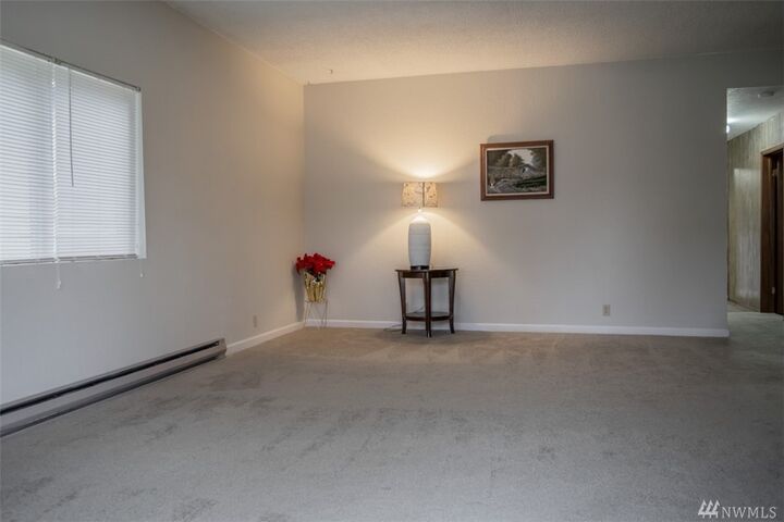 Property Photo: 2202 Rainier Ave WA 98201