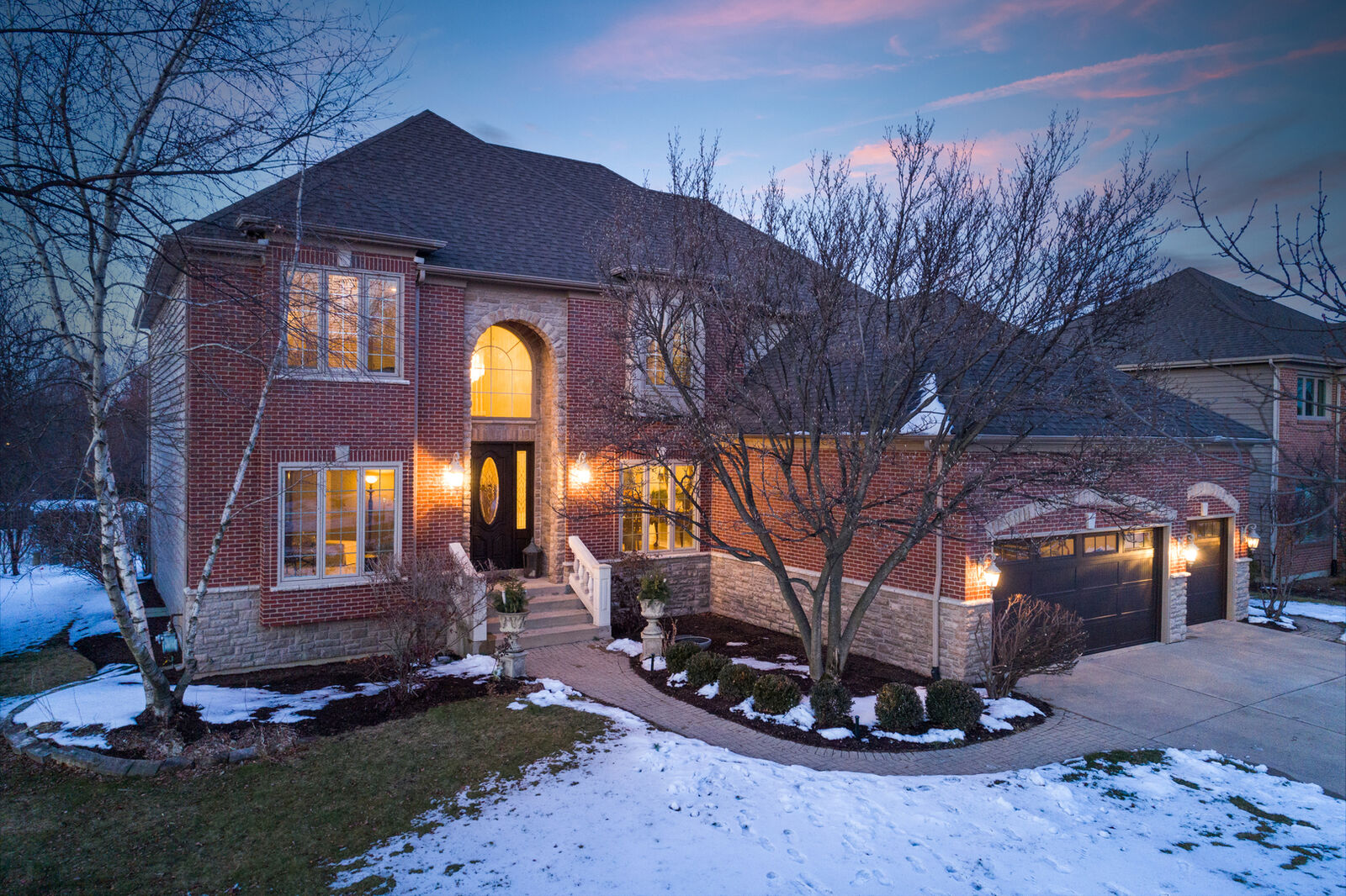 Property Photo:  2307 Comstock Lane  IL 60564 