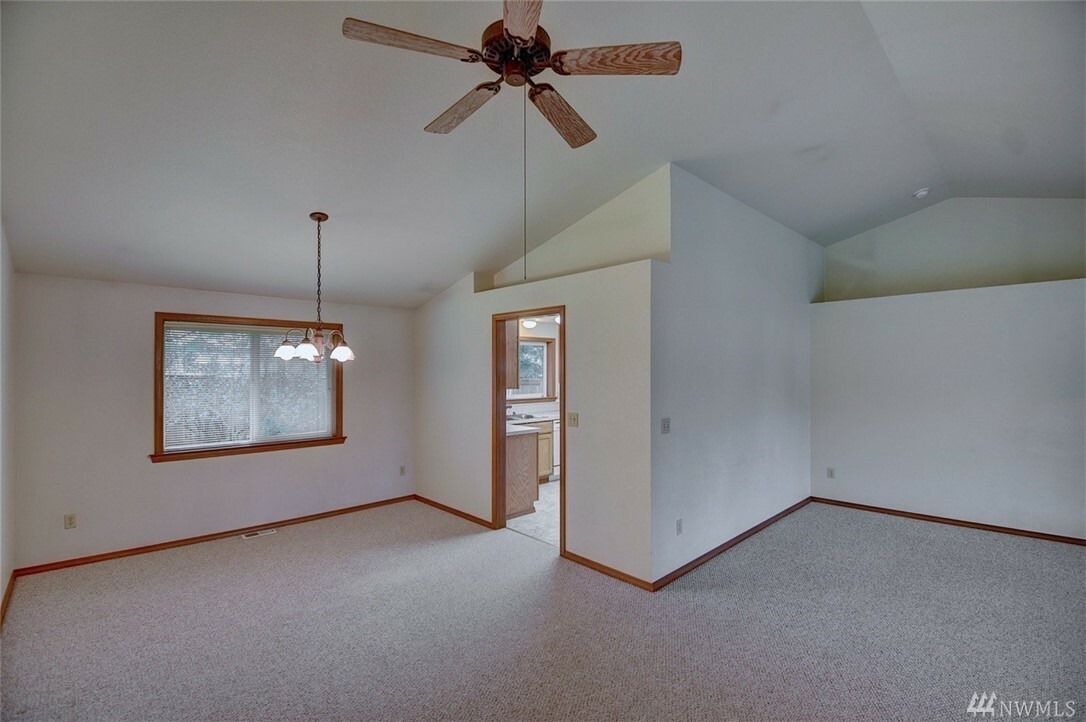 Property Photo: 5706 Carly Ct SE WA 98501