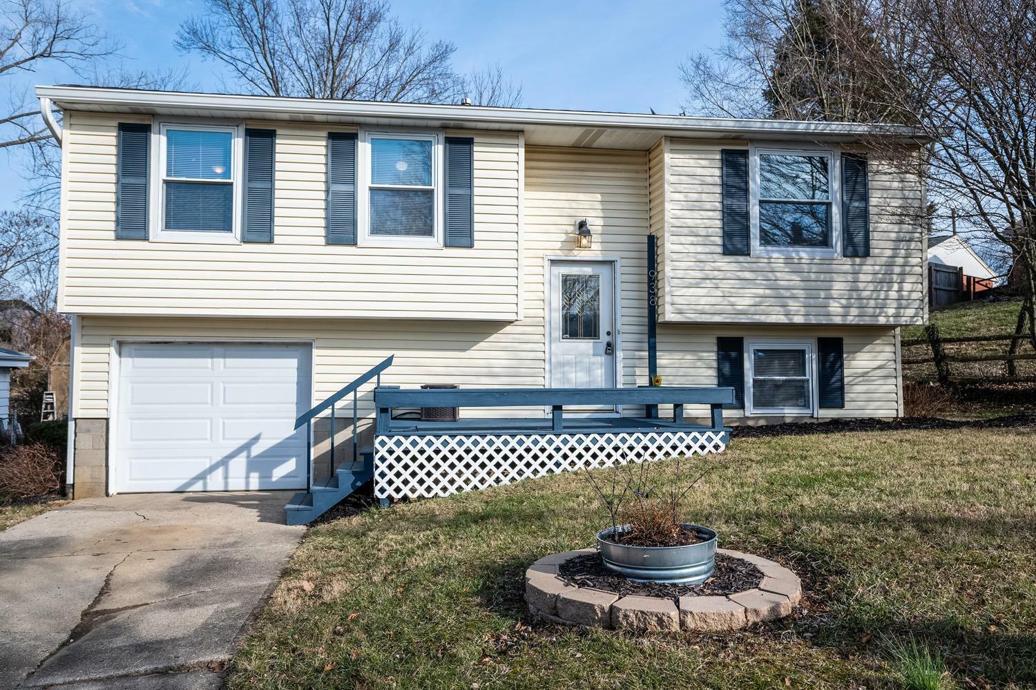 Property Photo:  938 Patricia Ln  OH 45230 