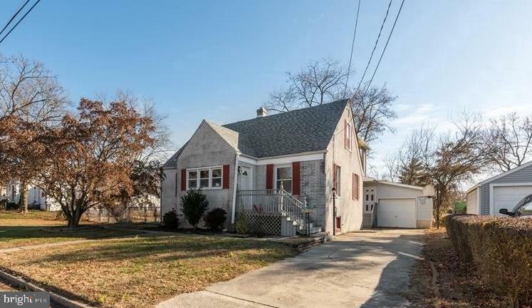 Property Photo:  102 Locust Avenue  NJ 08070 