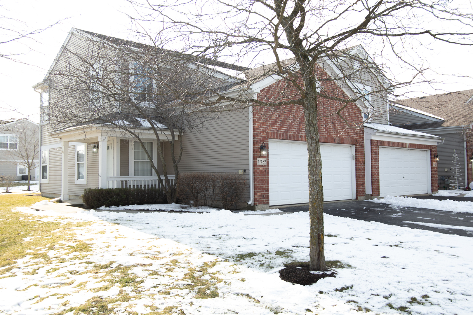 Property Photo: 17432 Fox Bend Lane IL 60441