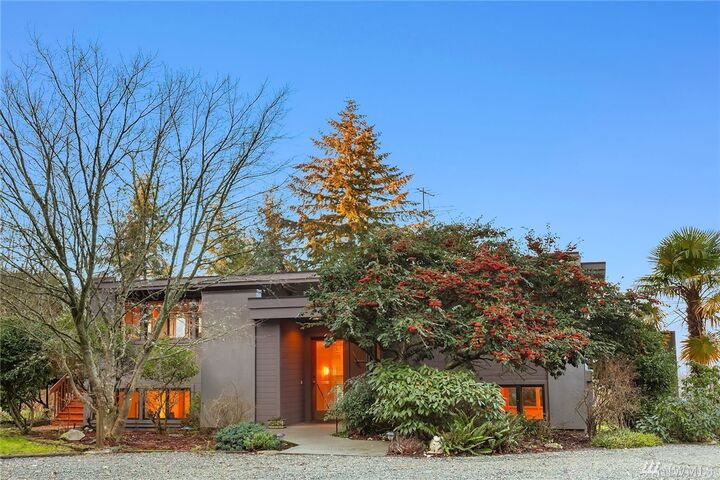 6115 SW Luana Beach Road  Vashon WA 98070 photo