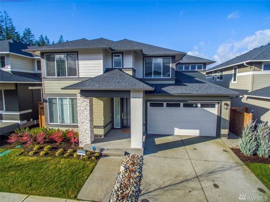 Property Photo: 32989 Evergreen Ave SE WA 98010