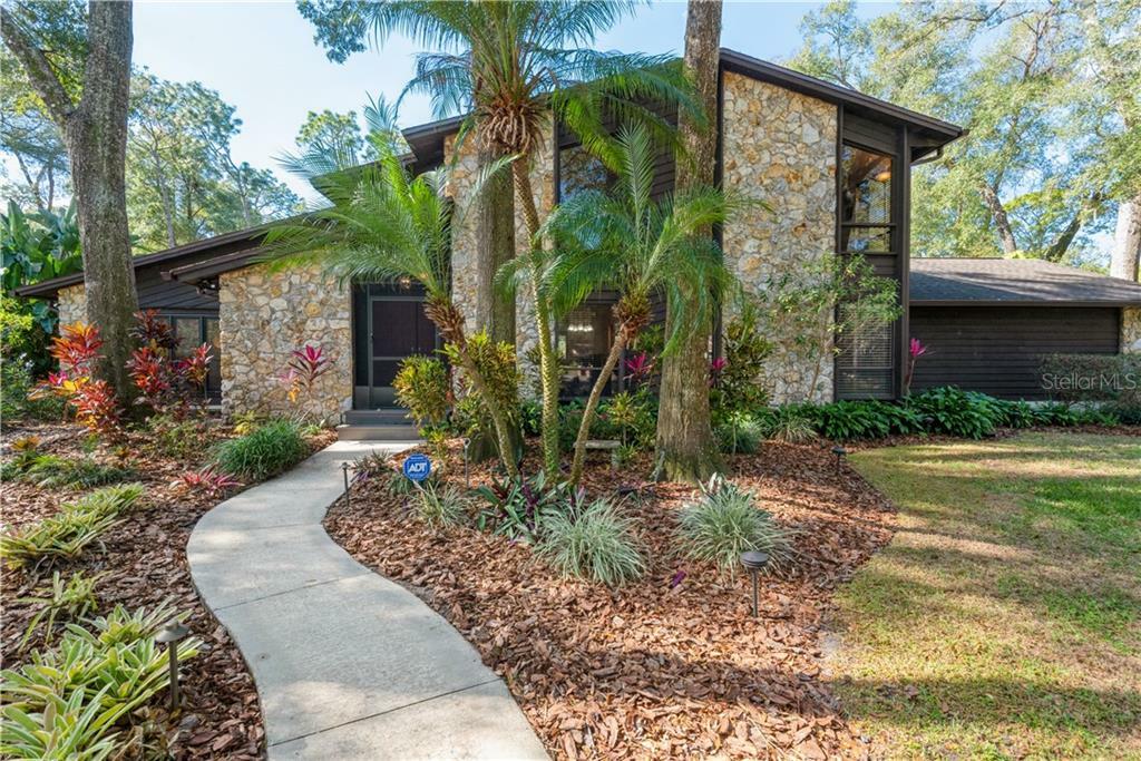 Property Photo:  472 Whispering Oak Lane  FL 32712 