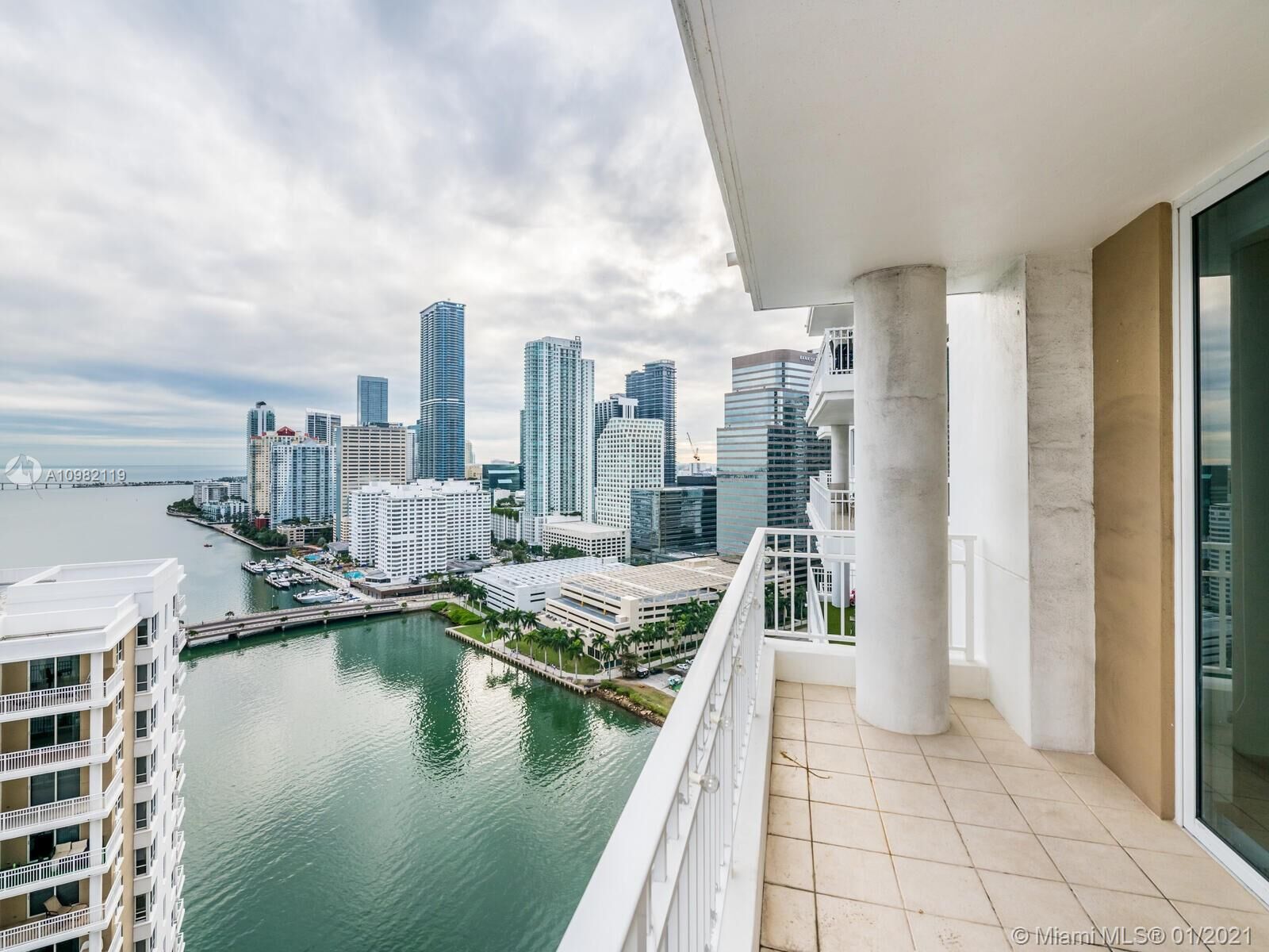 Property Photo:  801 Brickell Key Blvd 2705  FL 33131 