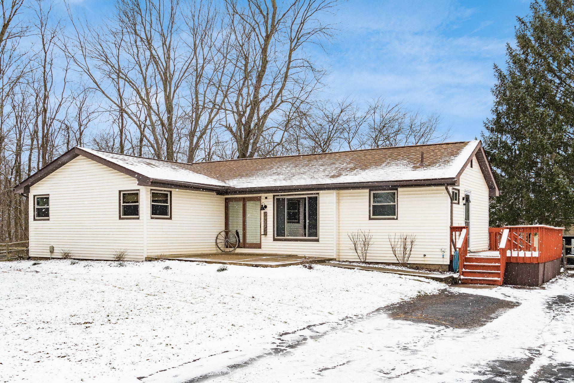 Property Photo: 5659 Clover Valley Road OH 43031